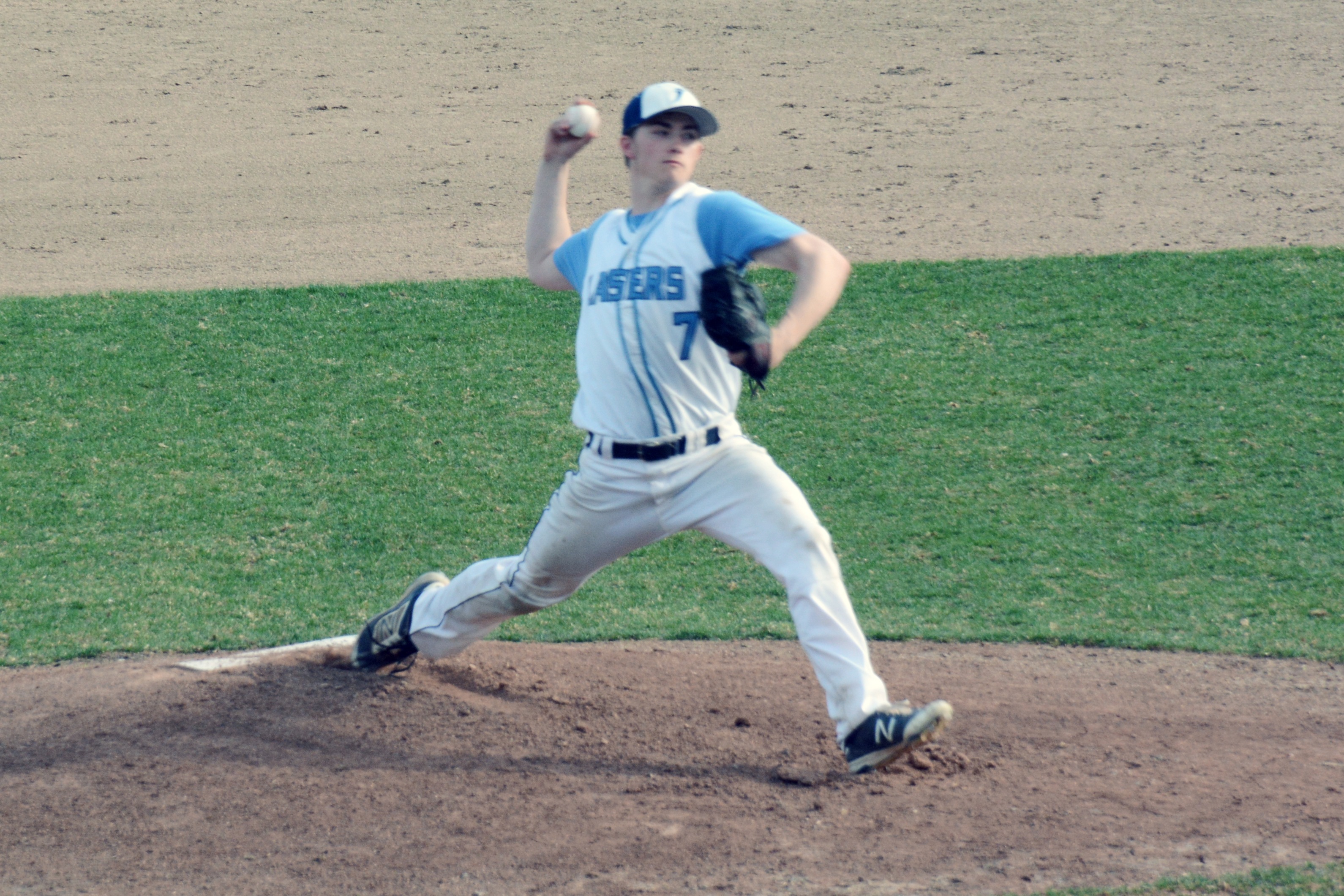 Lasell Baseball advances in GNAC Tournament with win over Norwich