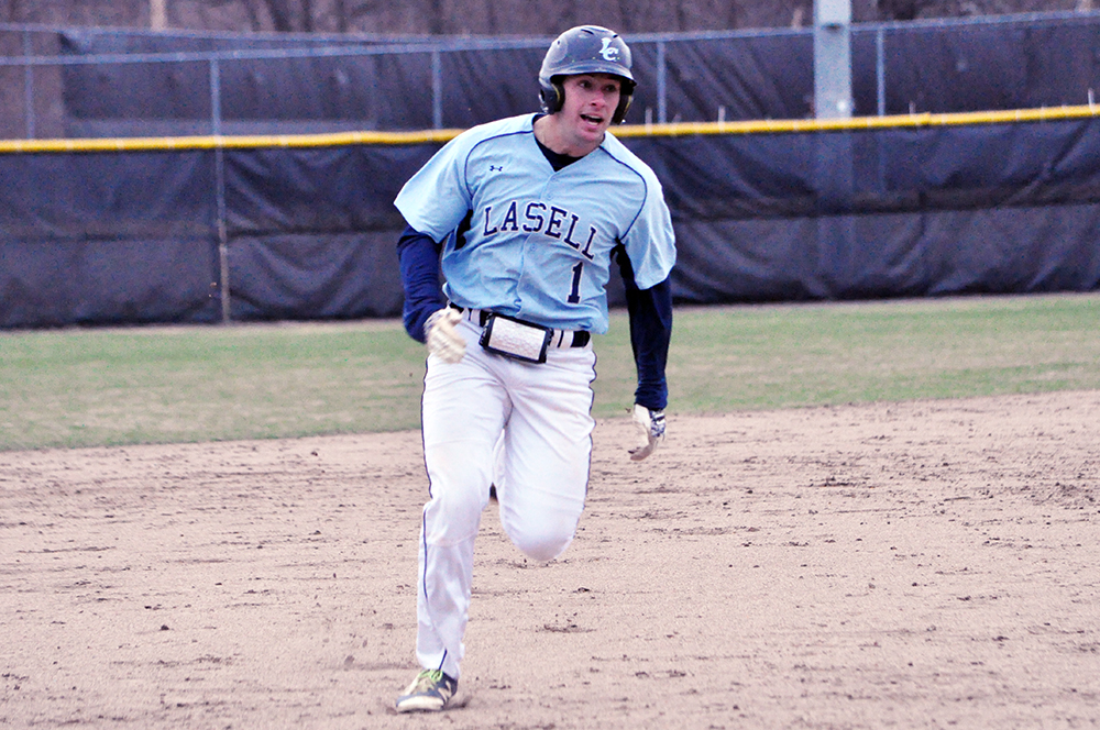 BB: Lasell falls to Gordon in non-conference affair