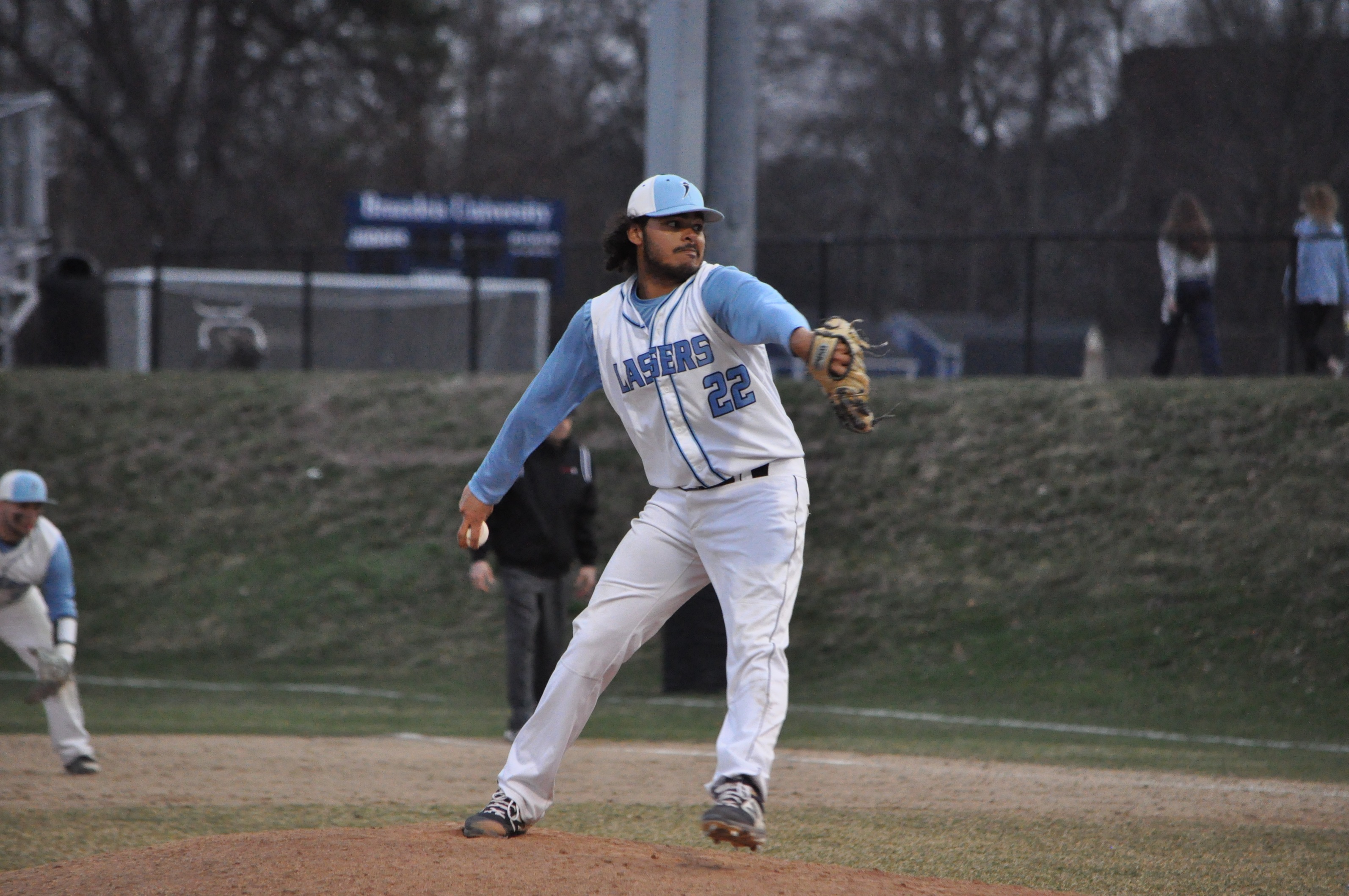 BSB: Lasers split doubleheader with Suffolk