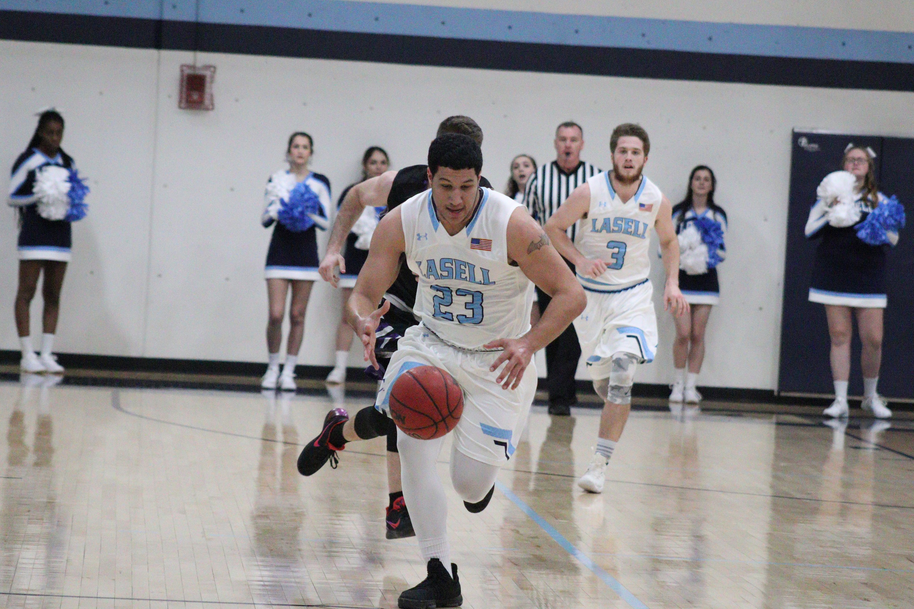 Lasell Men’s Basketball downs Anna Maria in GNAC opener