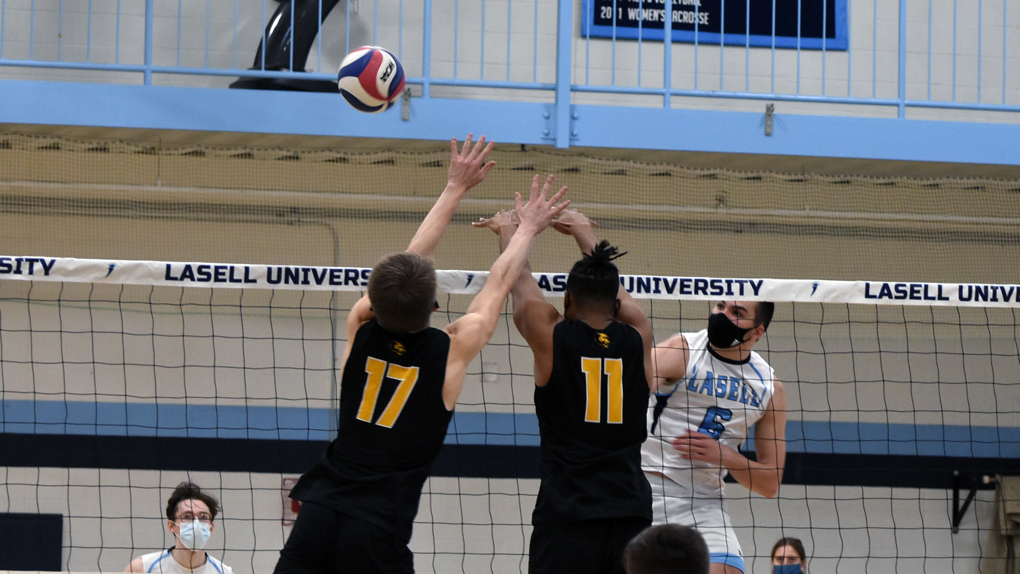 MVB: Lasell sweeps doubleheader with Eastern Nazarene