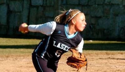 Lasell Splits Doubleheader with Pine Manor