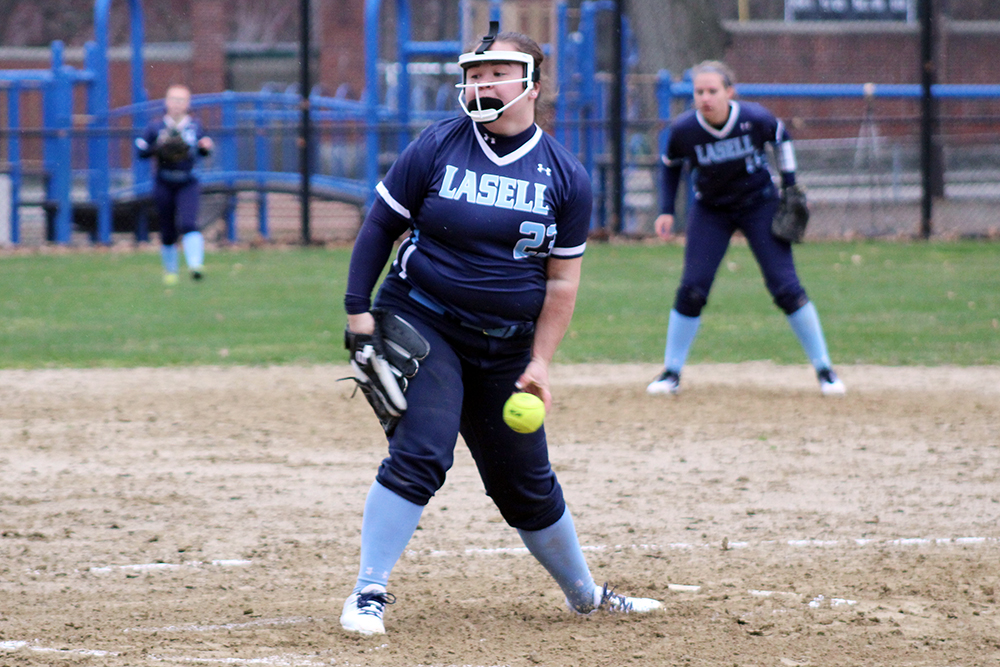 SB: Lasell splits two games Wednesday on Florida trip