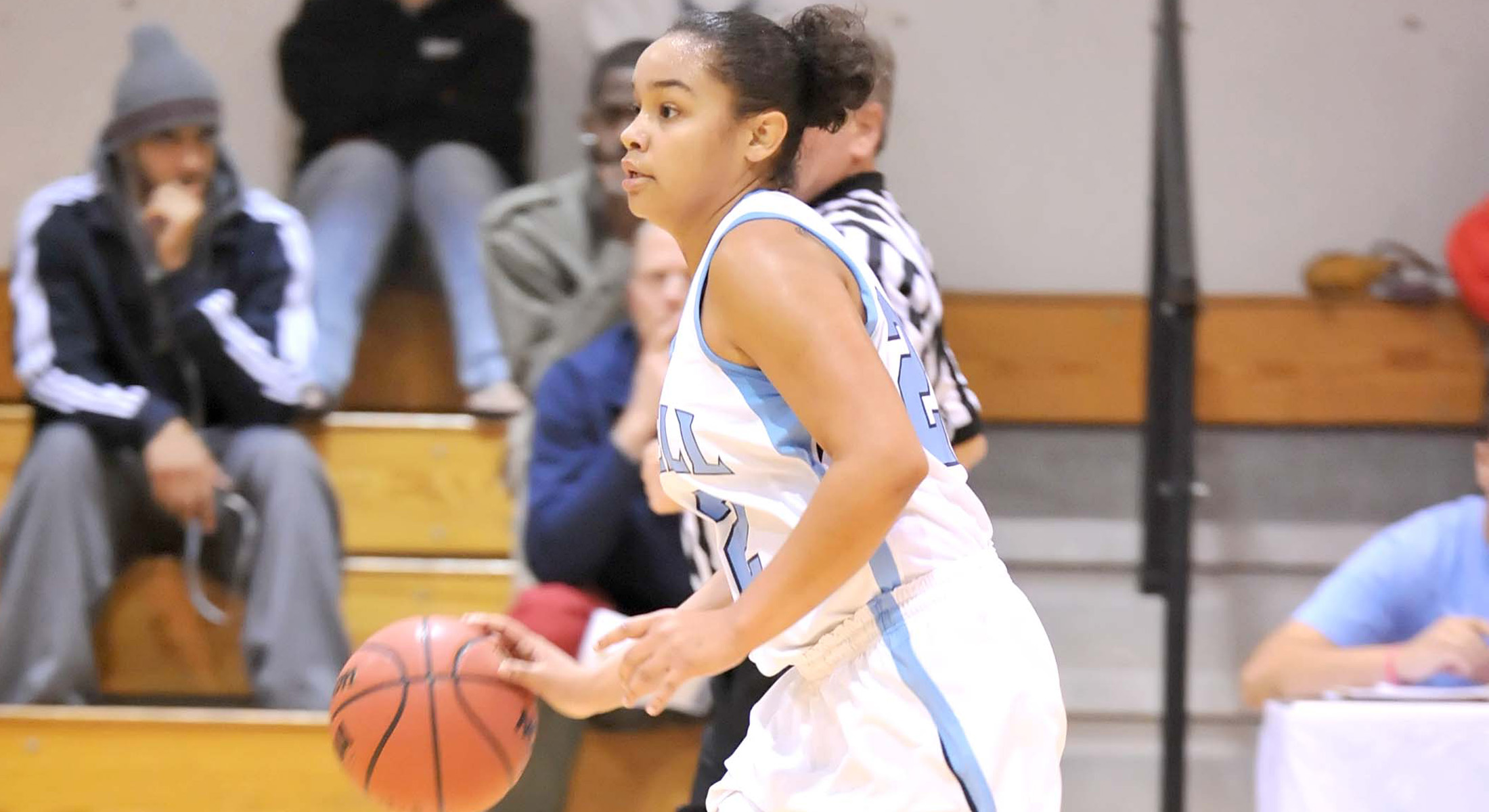 Women's Hoops Evens Record at 8-8 with Win at Simmons