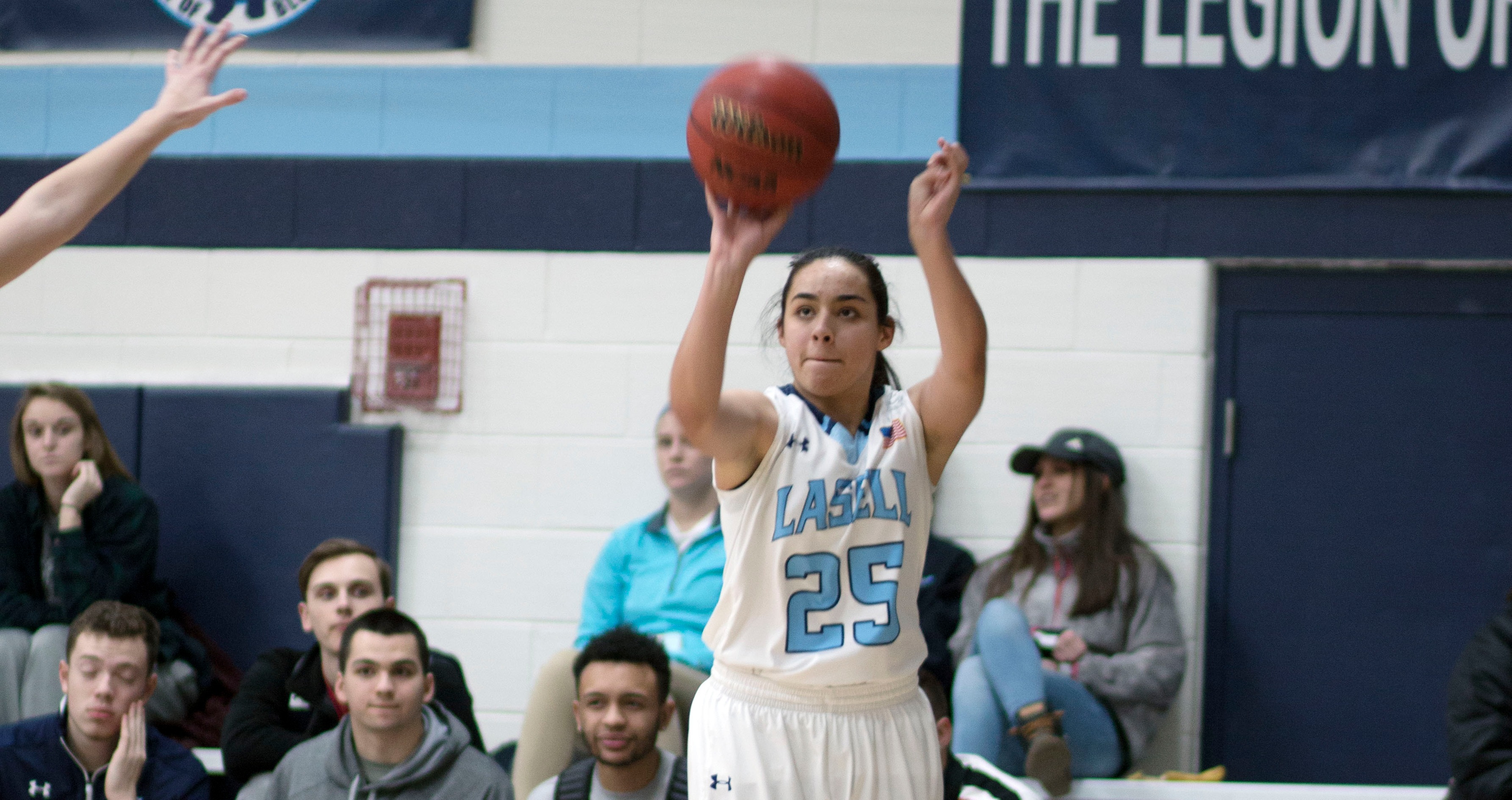 Lasell Women’s Basketball downed by Norwich