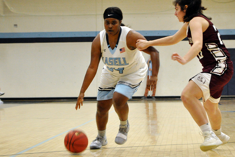 Lasell Women’s Basketball comes from behind to defeat UMF