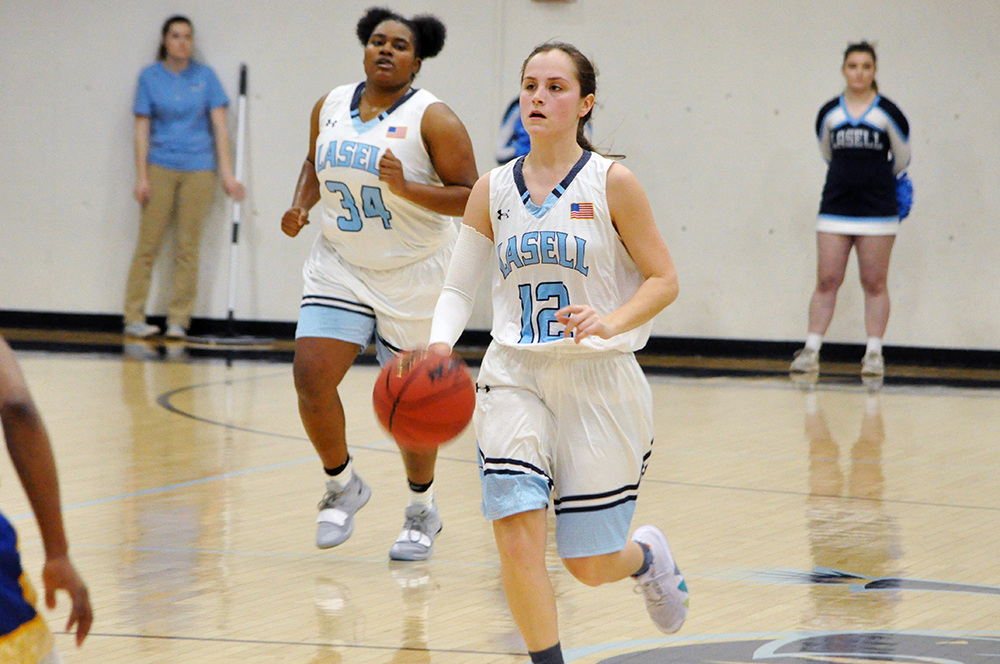WBB: Johnson & Wales pulls away from Lasell