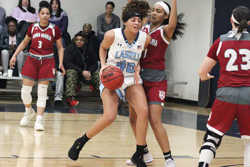 WBB: Anna Maria pulls out win over Lasell