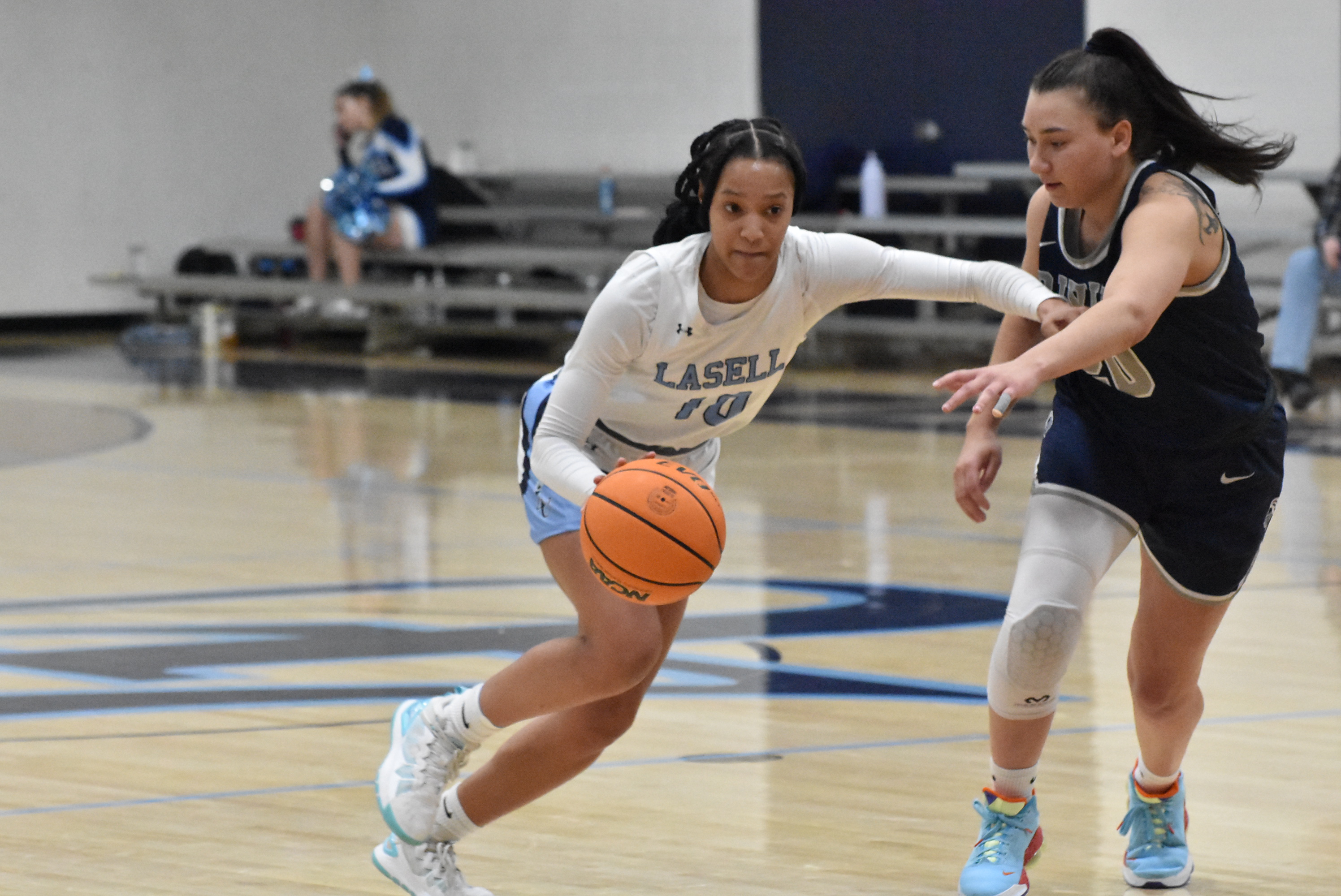 WBB: Johnson Breaks Record in Lasers Loss to Beacons