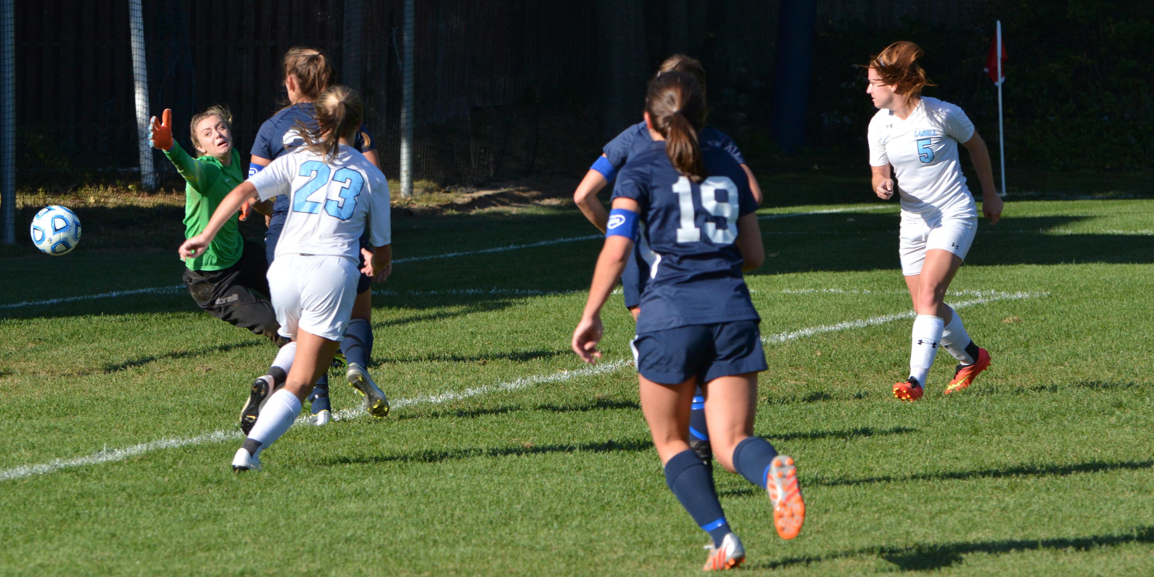 Women's Soccer Handles Rivier, 10-0 in GNAC Action