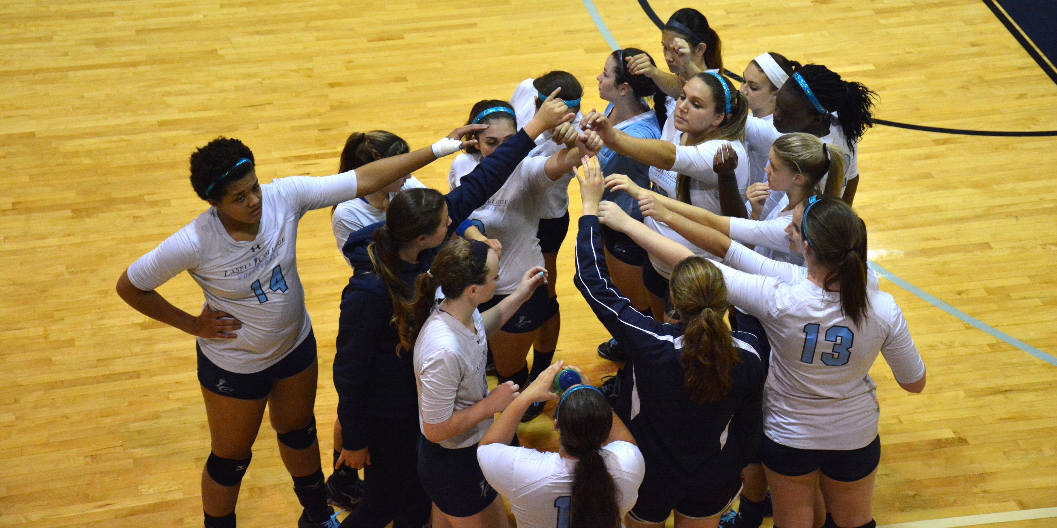 Women's Volleyball Sweeps Wentworth and Maine Maritime