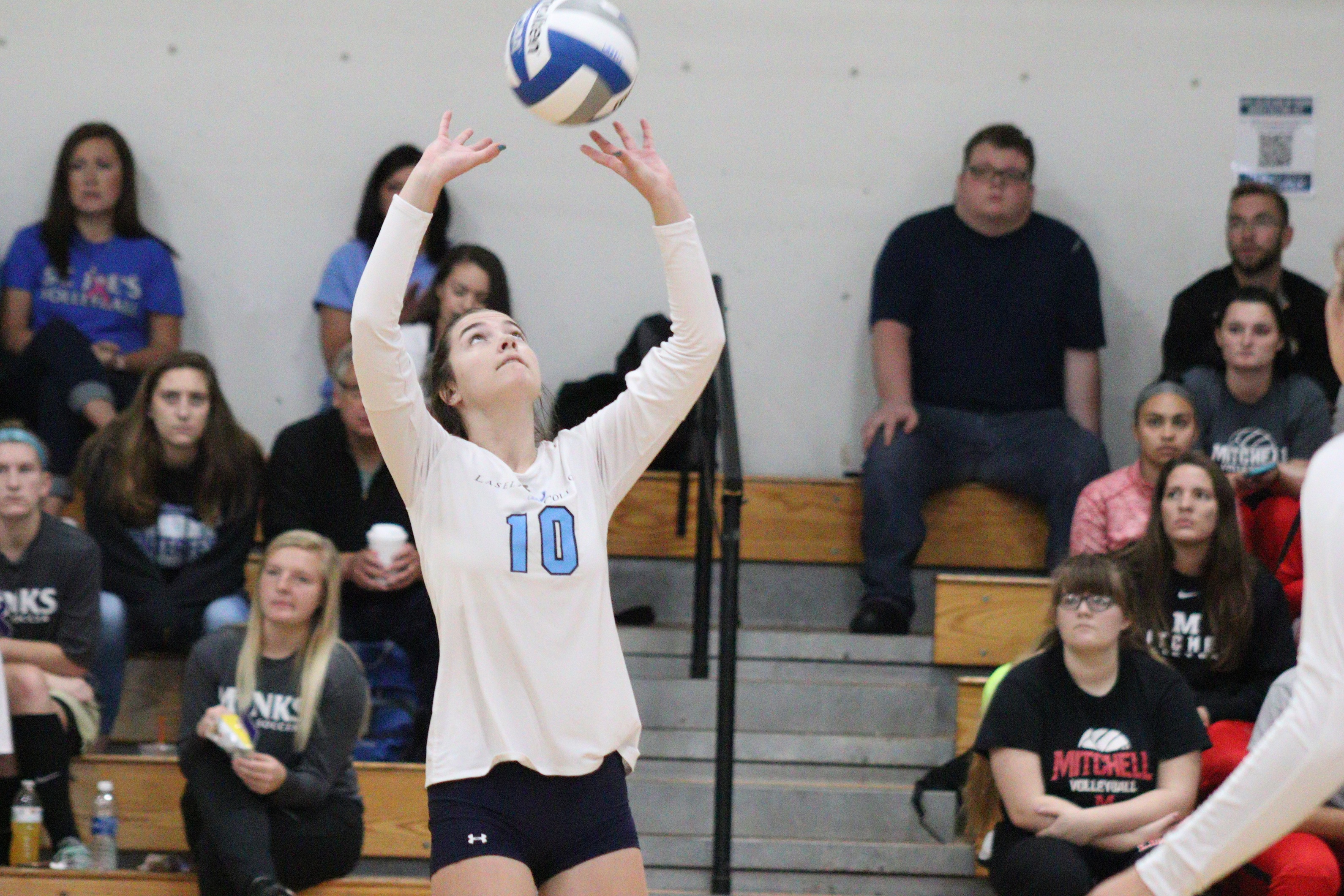 Lasell Women’s Volleyball drops two at Western Conn. Tournament