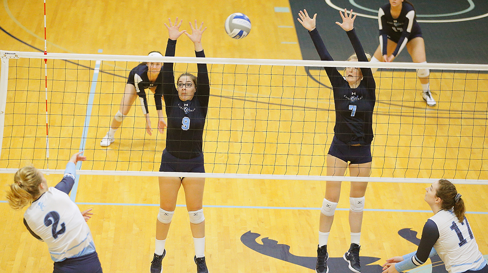 Lasell Women’s Volleyball drops matches to undefeated teams