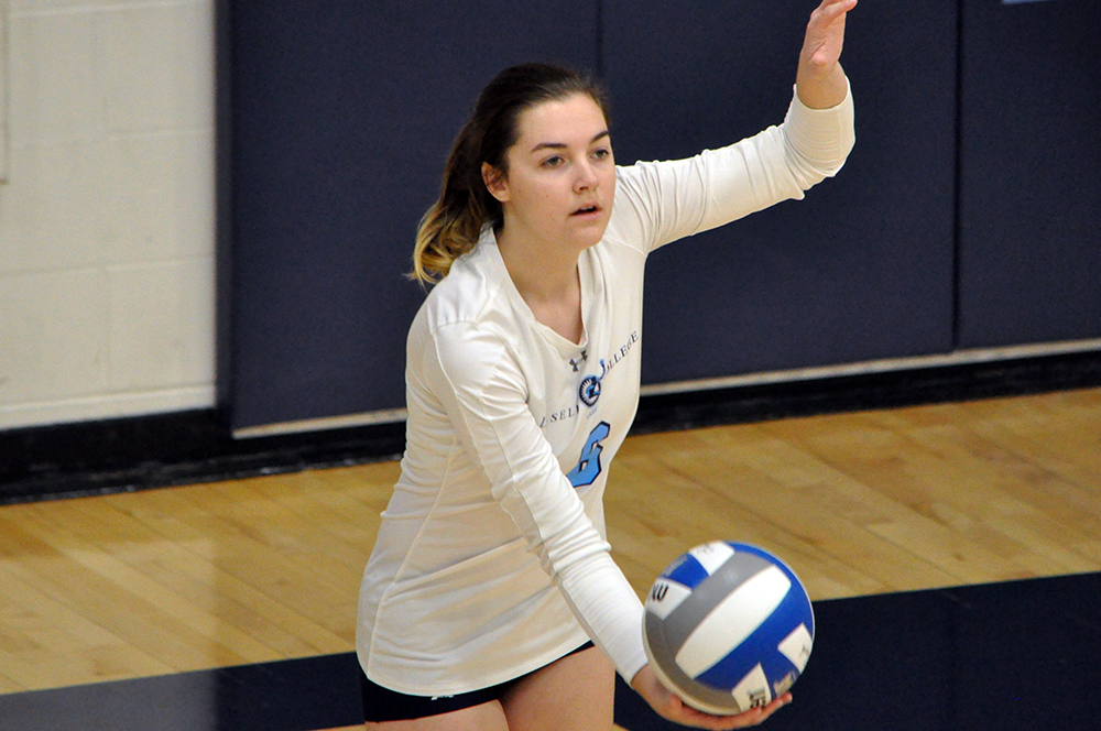 Lasell Women’s Volleyball sweeps Bridgewater State