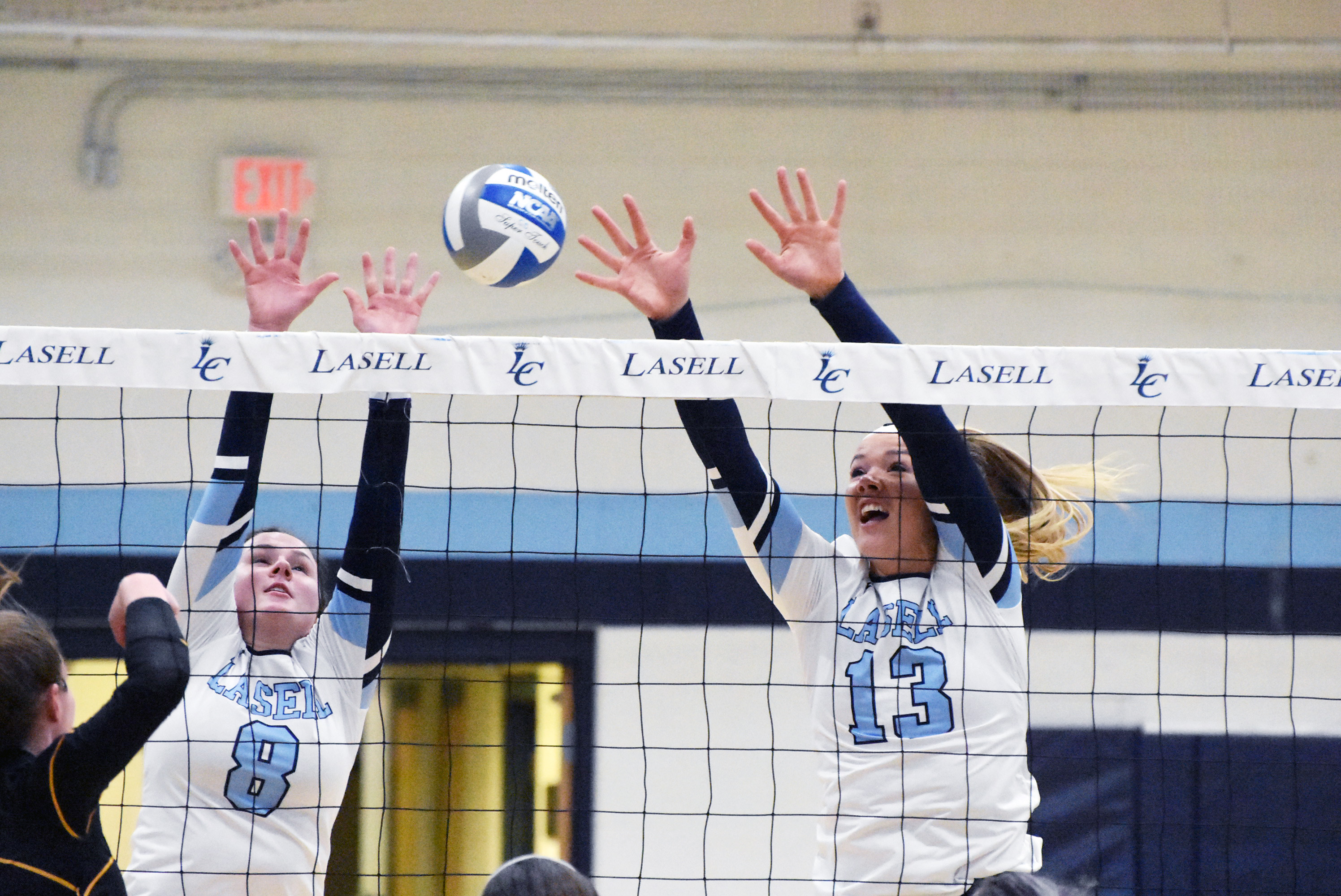 WVB: Lasell drops non-conference match to Framingham State; Perez Diaz records 19 kills