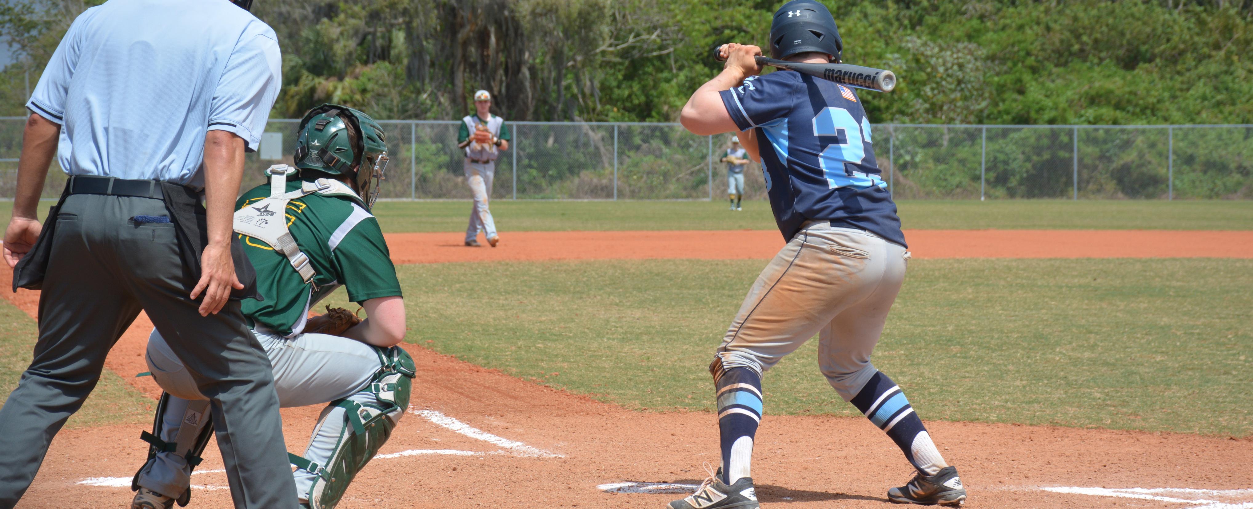 Baseball Drops Two to Edgewood College