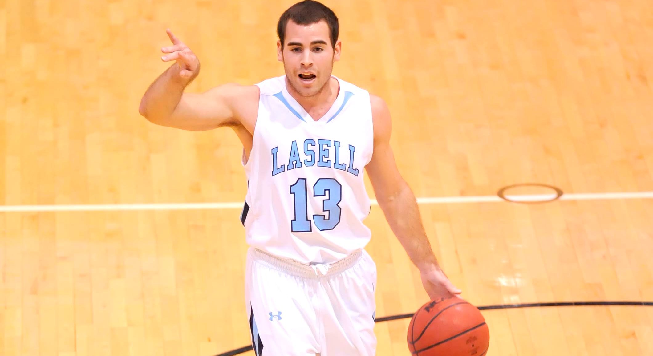 Second Half Run Sends Johnson and Wales Past Lasell in Men's Hoops
