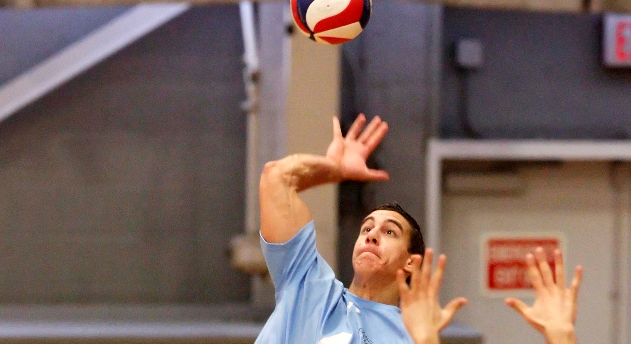 Vautrin Leads Men's Volleyball to 4-0 Record at JWU Tournament