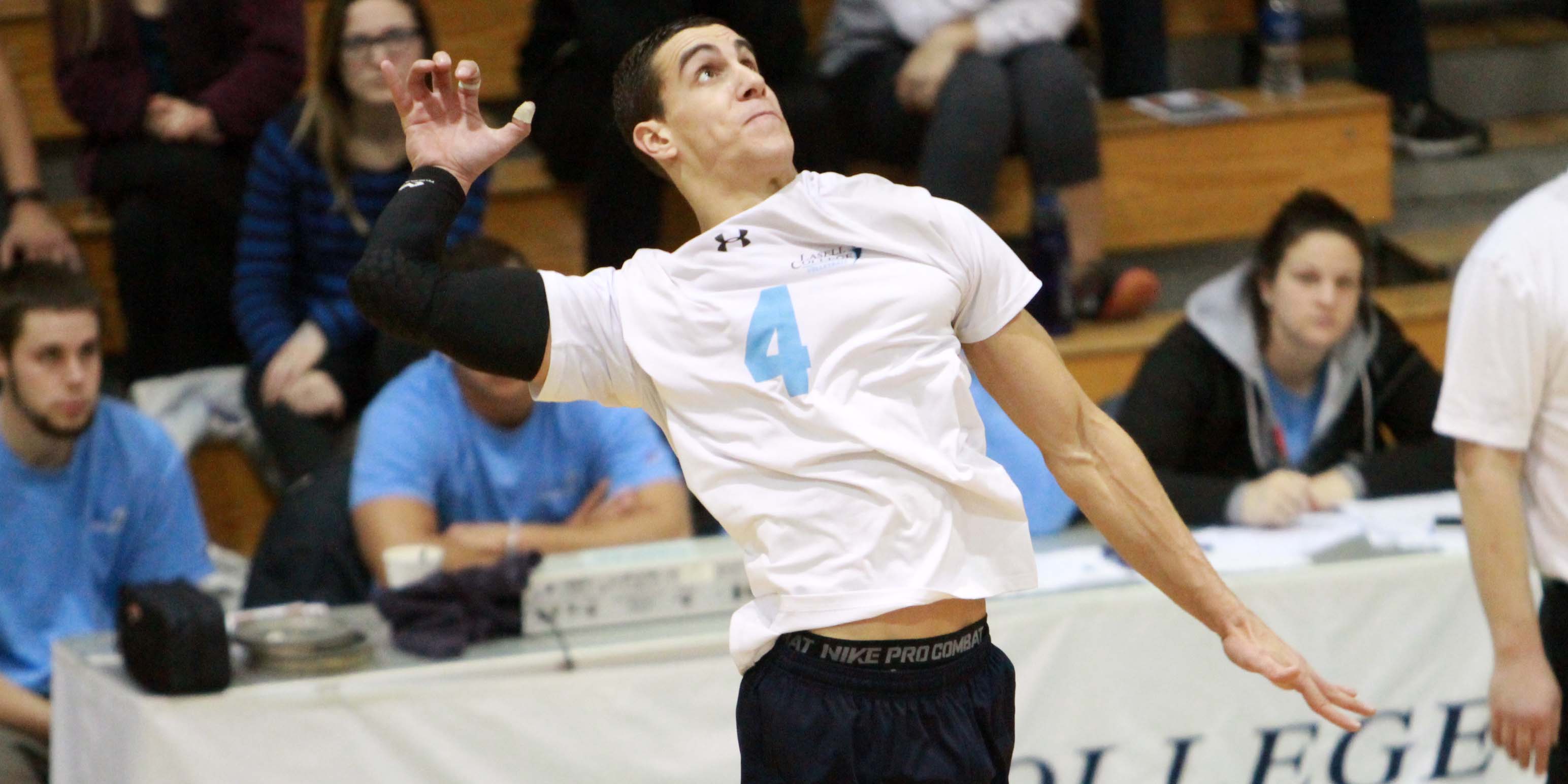 Men's Volleyball Splits Tri-Match with Dominican and Endicott