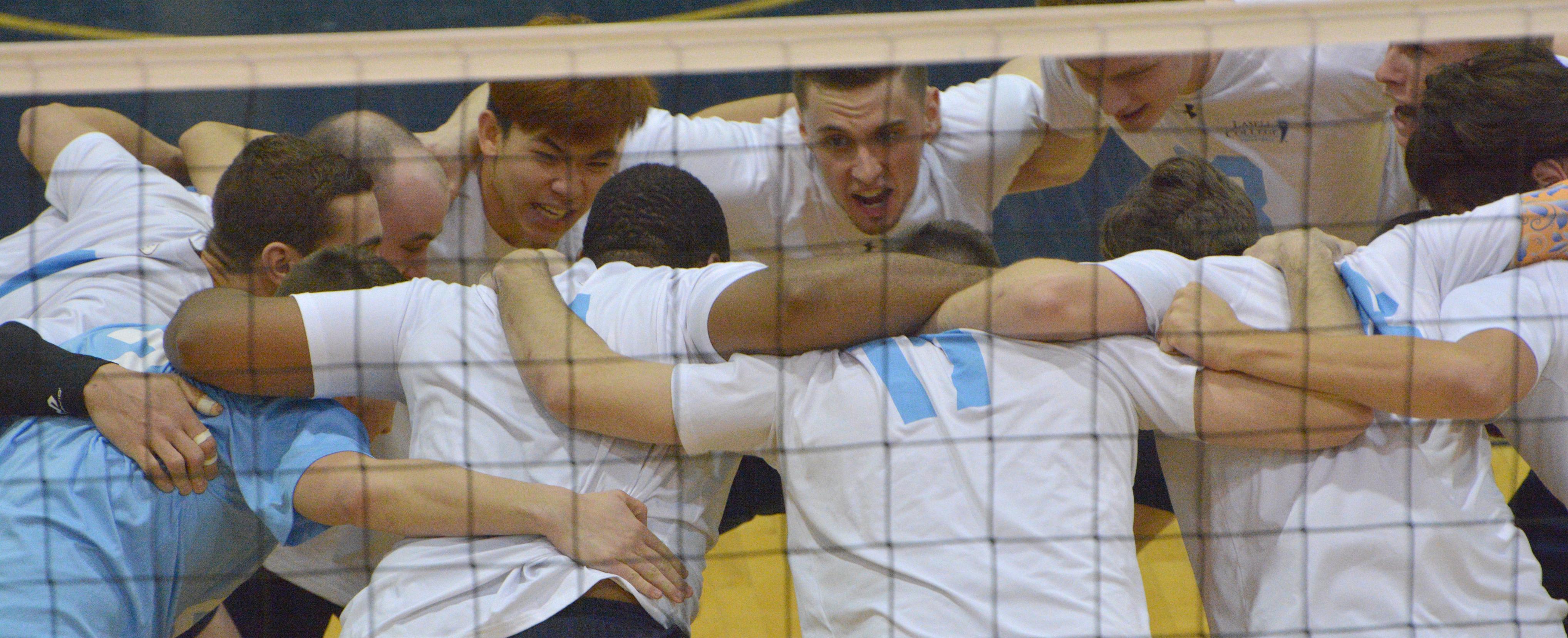 Men's Volleyball Takes on Top Level Competition at Juniata Invitational