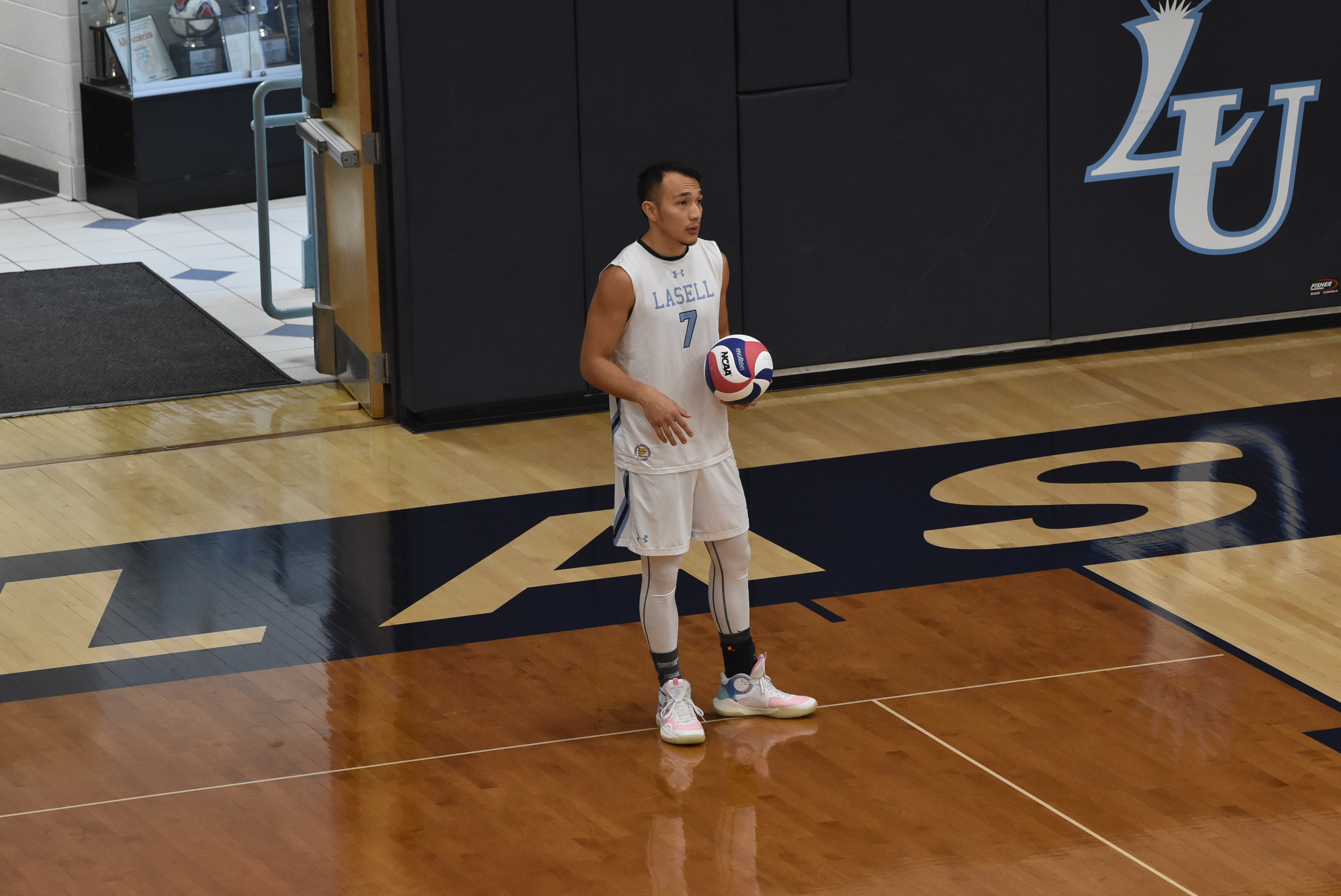 MVB: Lasers Start Season Off With Straight Sets Win