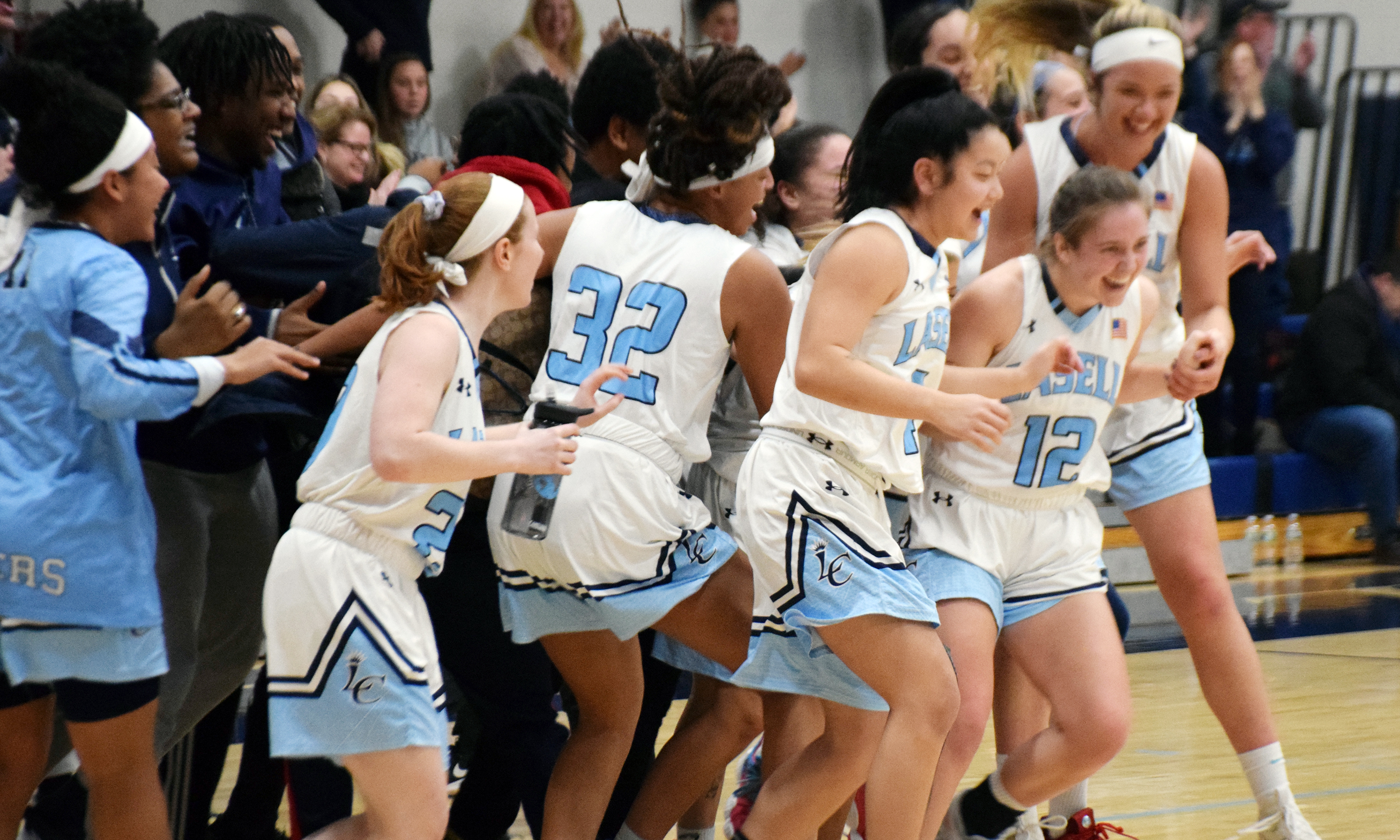 WBK: Lasell stuns Suffolk in OT; Young drains buzzer-beating three-pointer for the win