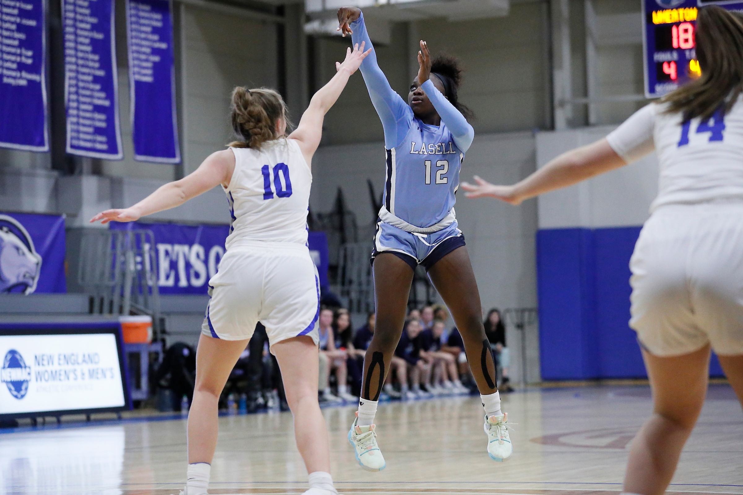 WBB: Saints Pull Away From Lasers