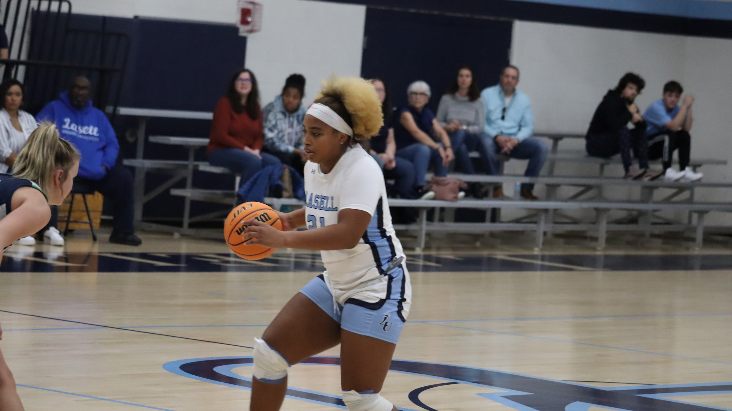 WBB: Five Lasers Score in Double Digits in Loss to Falcons