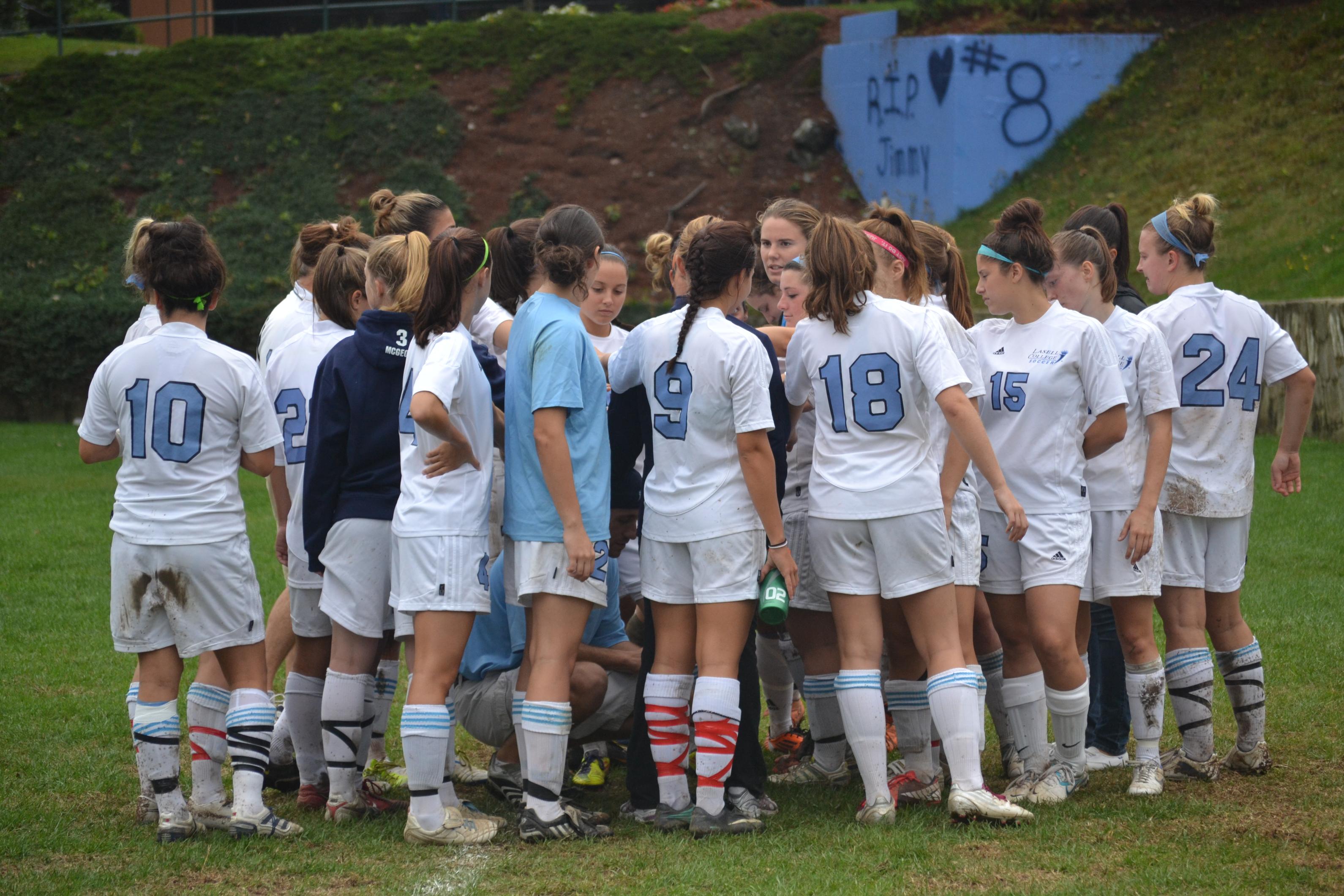 Lasell Tops Anna Maria in Women's Soccer Action