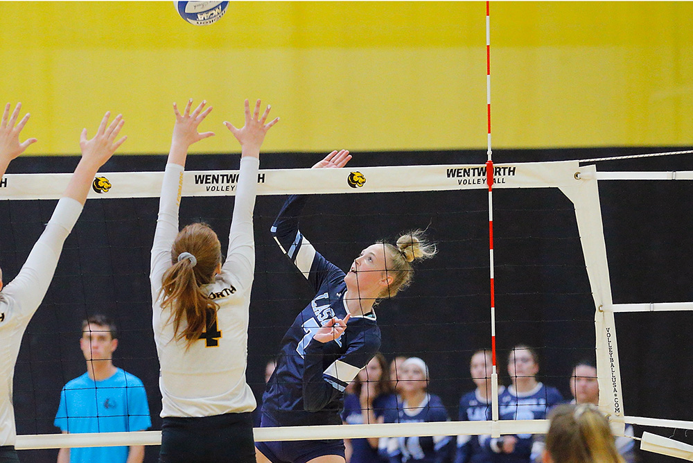 WVB: Lasers split two matches in final day of Skidmore Classic