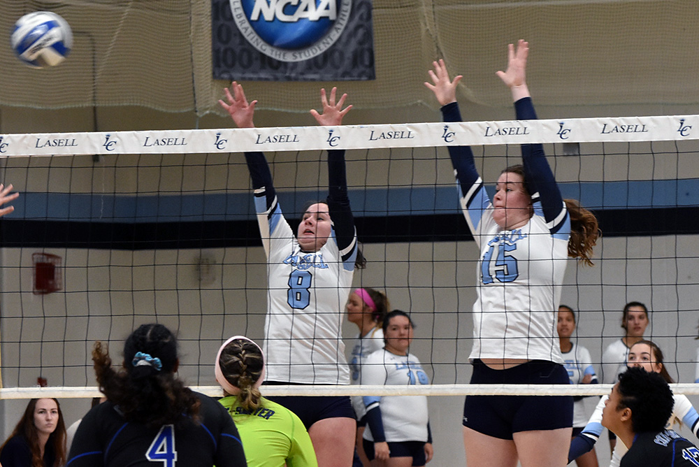 WVB: Lasell falls to Colby-Sawyer and Manhattanville in tri-match